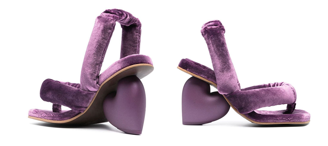 Pogledajte ove baršunaste sandale s petom u obliku srca 